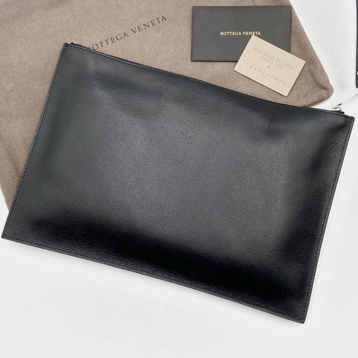 1円【極美品/近代モデル】BOTTEGA VENETA ボッテガヴェネタ メンズ クラッチバッグ セカンドバッグ ハンド オールレザー ブラック 黒_画像2