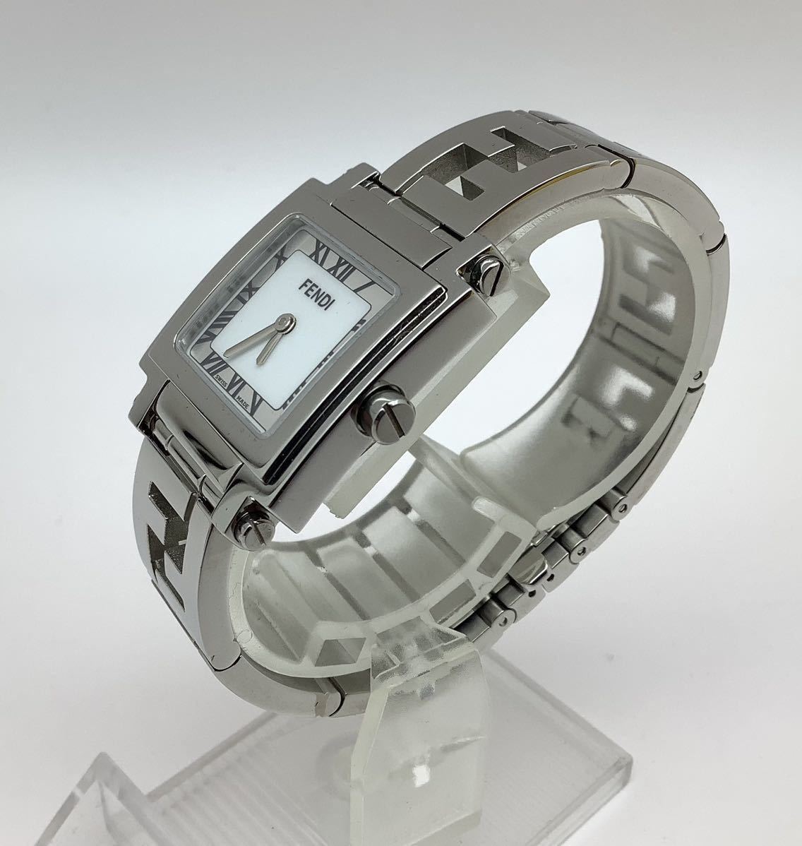 20 稼働 電池交換済 FENDI フェンディ orologi オロロジ 001-6000L-681 スクエア レディース腕時計 クォーツ 箱・説明書付 _画像3