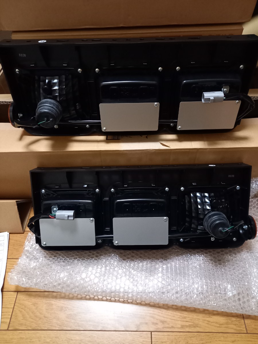 ICL LEDテールランプ 左右セット|Yahoo!フリマ(旧PayPayフリマ) ICL LEDテールランプ 左右セット|Yahoo!フリマ(旧PayPayフリマ)