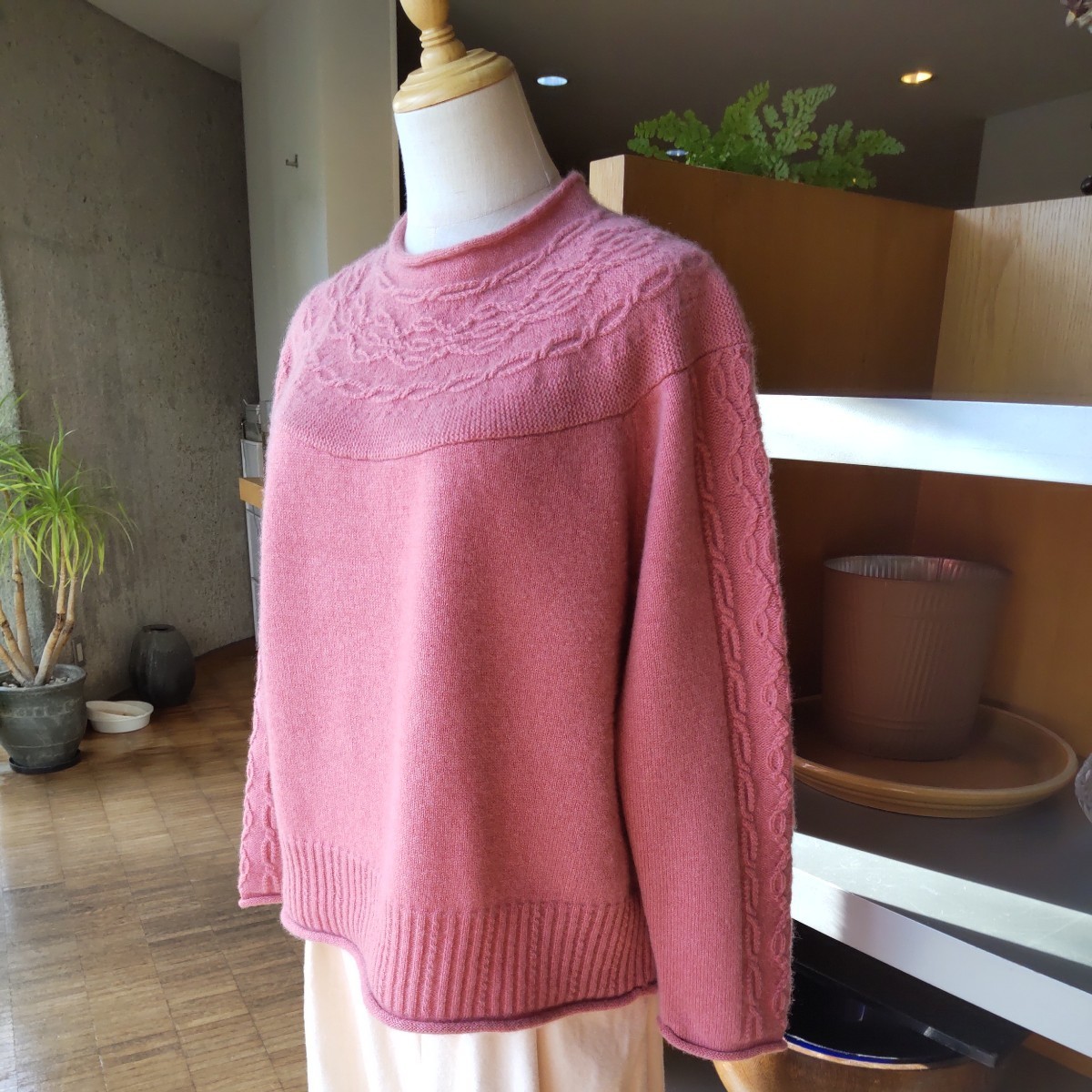 新品同様　レリアン　ピンク　セーター　カシミヤ　100% 　ニット　13号　大きいサイズ 　長袖_画像3