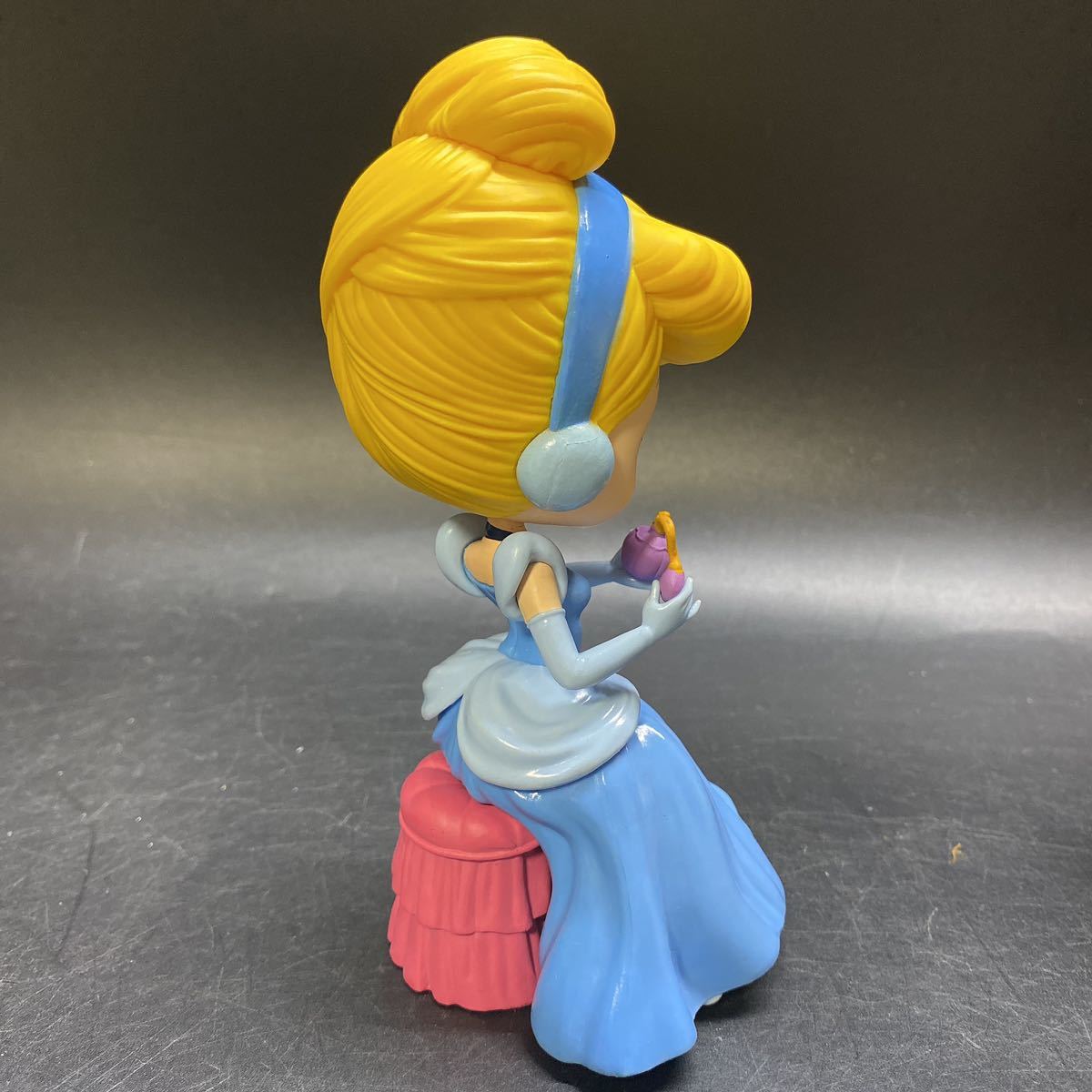 ディズニー プリンセス シンデレラ 白雪姫 オーロラ姫 フィギュア 3点セット Qposket Crystalux ヒロインドール 中古 希少 Disney 箱無し_画像4