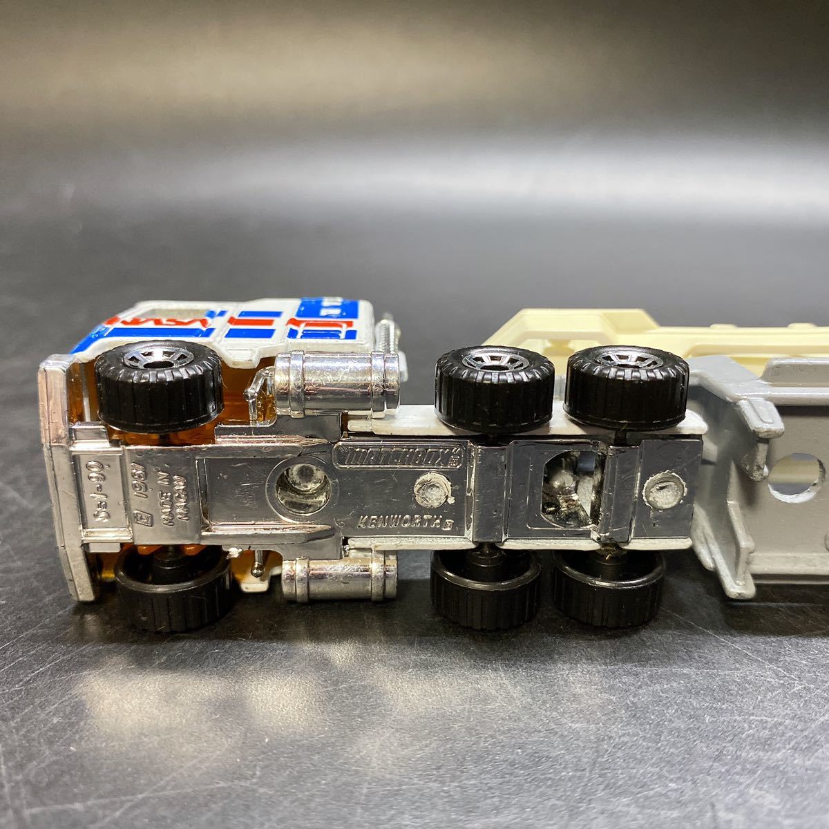 MATCHBOX マッチボックス CONVOY CY2 LOW BED TRAILER NASA コンボイ トレーラー ロケット運搬車 ミニカー 中古 稀少 レア 現状品_画像9