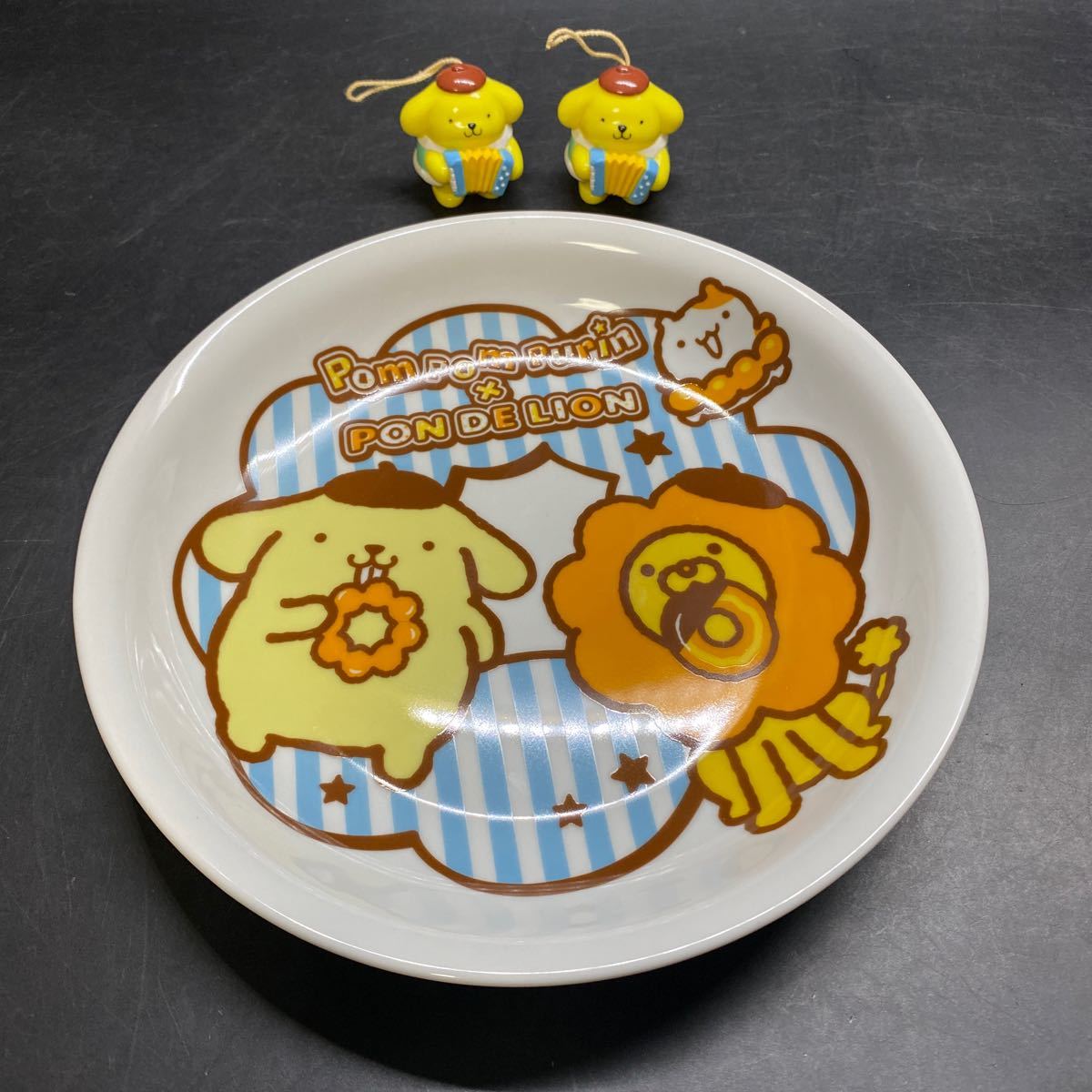  Pom Pom Purin ×ponte lion plate curry plate . plate collaboration Mister Donut mistake do tableware used rare not for sale mascot 2 point 