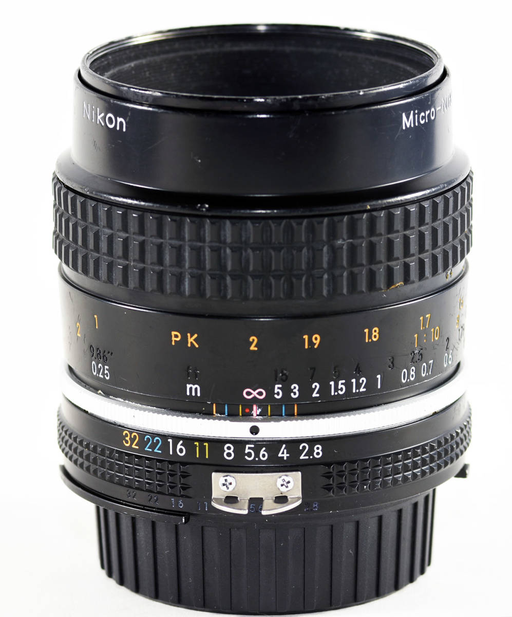 Nikon Ai-s Micro-NIKKOR 55mm f2.8 一眼レフカメラ用交換レンズ　接写レンズ　デジカメで高解像の高級レンズ_画像2