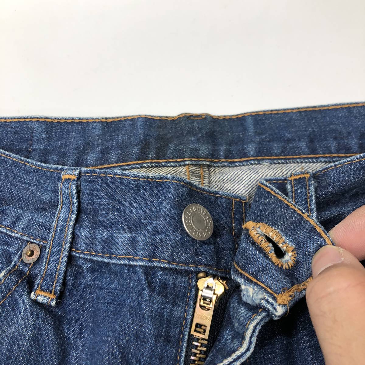 90s 日本製 リーバイス 502XX デニムパンツ W31 赤耳 BIGE J22 90s 日本製 リーバイス 502XX デニムパンツ W31 赤耳 BIGE J22