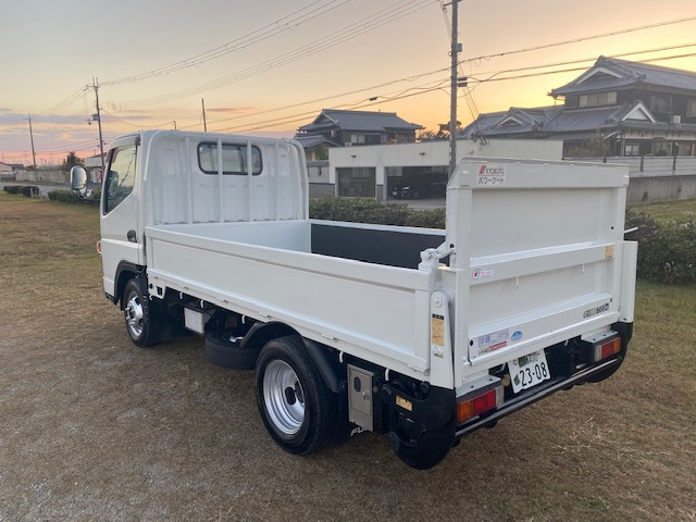 平成25年 三菱ふそう キャンター AT パワーゲート付 走行12万km_画像の続きは「車両情報」からチェック