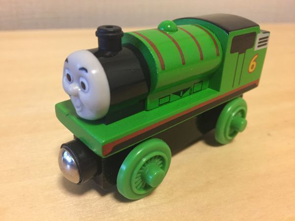 ラーニングカーブ★きかんしゃトーマス木製シリーズ★パーシー★ PERCY_画像1