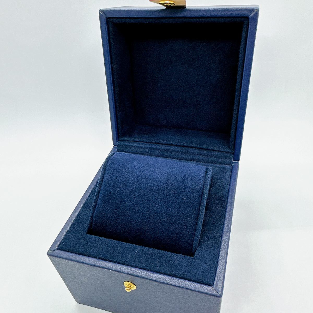 11243 ルイヴィトン LOUIS VUITTON 箱 空箱 ケース ボックス 純正 腕時計 タンブールの画像4