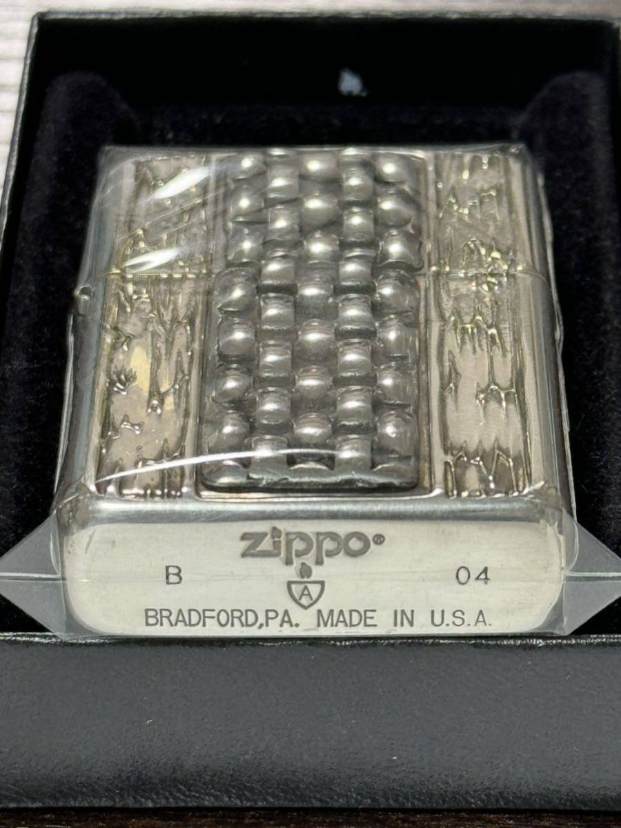 zippo アーマー 特殊刻印 Heavy Wall Armor Case 初期型 2004年製 彫刻 装飾 特殊加工品 silver シルバー デットストック ケース 保証書_画像1