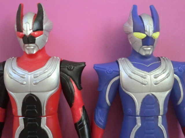 レイモン＆レイモン バーストモード 食玩ソフビ／約11cm／プレイヒーロー／ウルトラマン／商品説明欄全部必読！入札条件＆取引条件厳守！の画像1