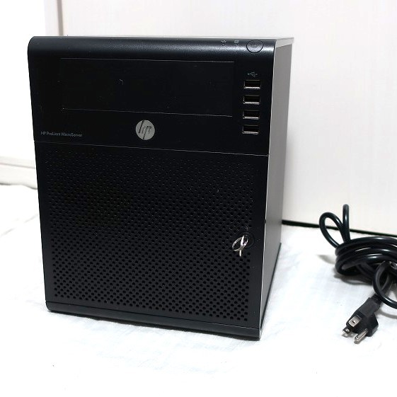 HP ProLiant MicroServer N54L コンパクト4ベイサーバー Enterprise ハードディスク×2台付_画像1