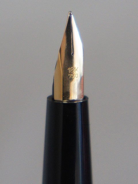 2107【WATERMAN ウォーターマン 万年筆 ブラウン 18K 750 箱入り 未使用品】 筆記用具_画像4