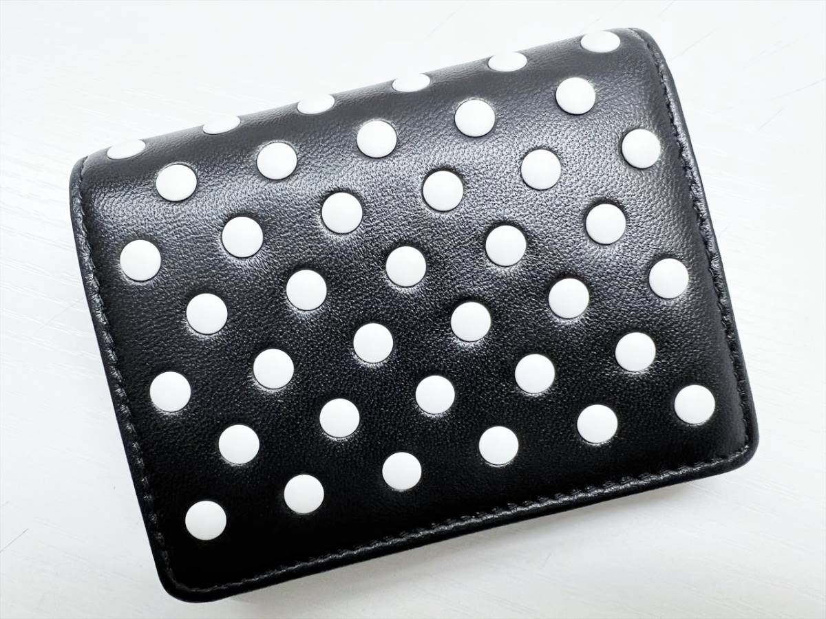 美品　MIUMIU　ミュウミュウ　ロゴ　ドット　二つ折り　 コンパクトウォレット　白黒　水玉　財布　5MV204　RFIDチップ_画像3