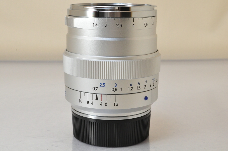 ★★新品同様 Carl Zeiss Distagon T* 35mm F/1.4 ZM Lens in Silver ♪♪#5651_画像7
