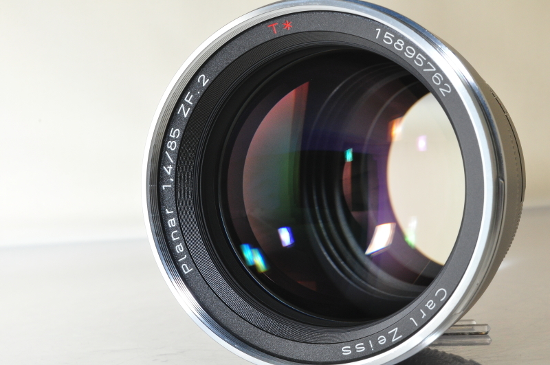 ★★新品同様 Carl Zeiss Planar T* 85mm F/1.4 ZF.2 Lens for Nikon F Mount ♪♪#5652_画像2