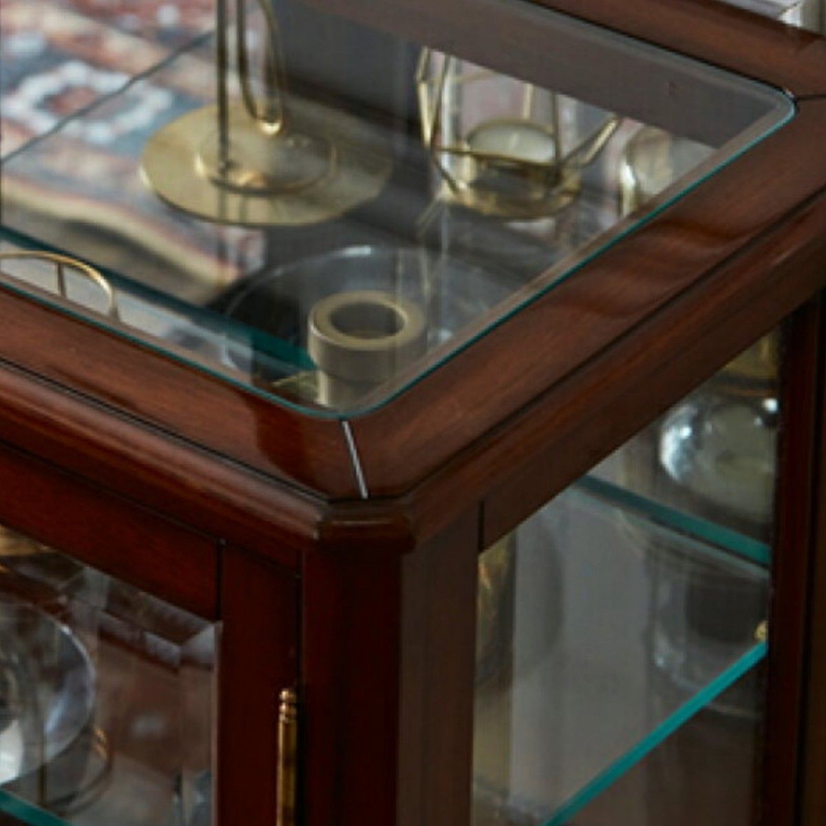 世界最高峰　マホガニー仕様　『猫足ガラスコレクションケース』　飾り棚　手彫り彫刻