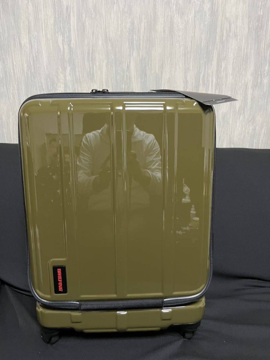 ブリーフィング　キャリーケース スーツケース キャリーバッグ　H 34 F SD カーキ 完売品　オリーブ_画像1