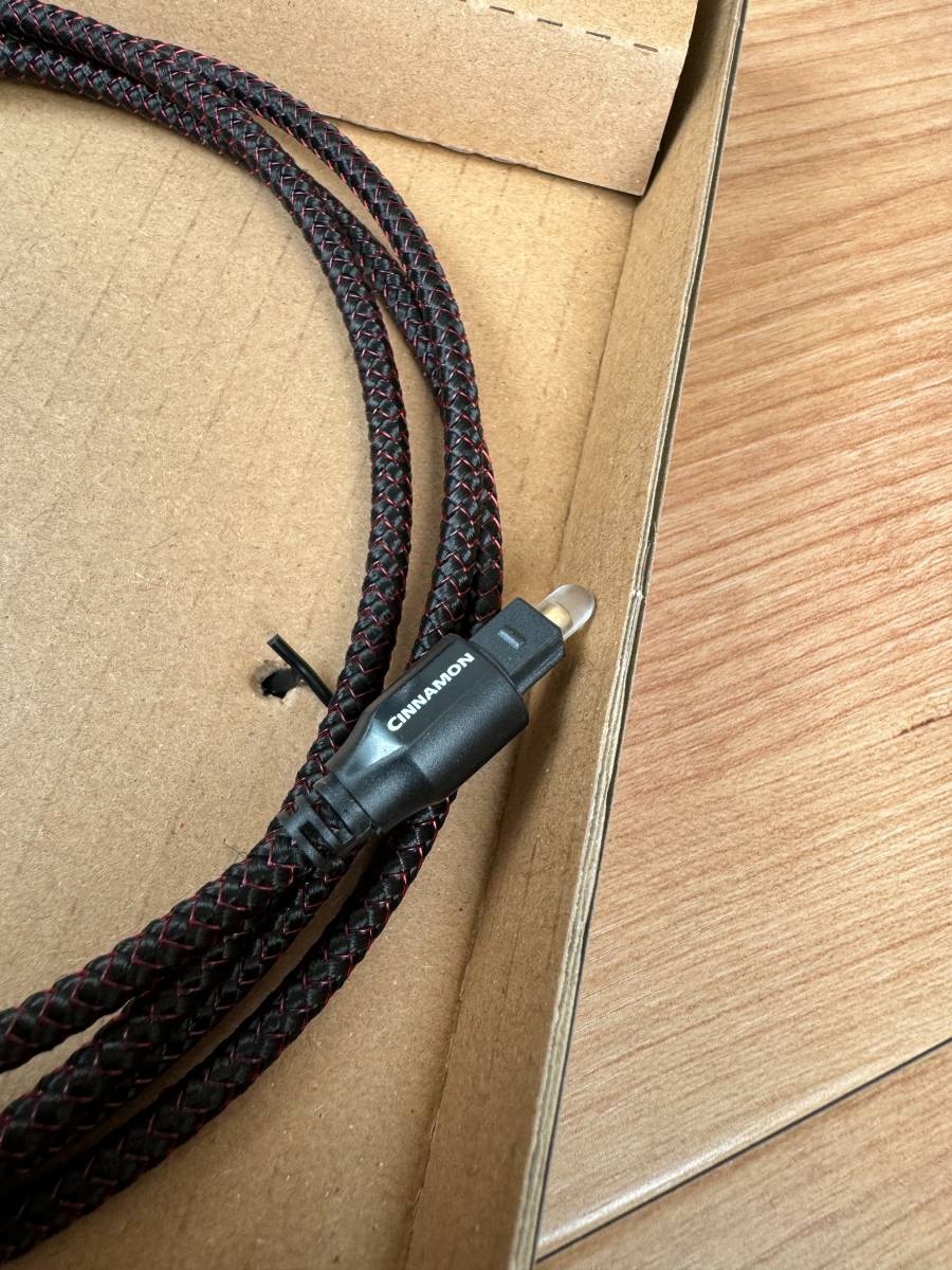 *audioquest OPT3 Cinnamon 1.5m OPT3 CIN 1.5M optical digital cable Toslink-Toslink*Mini-Tos conversion adaptor 1 piece including in a package used beautiful goods!