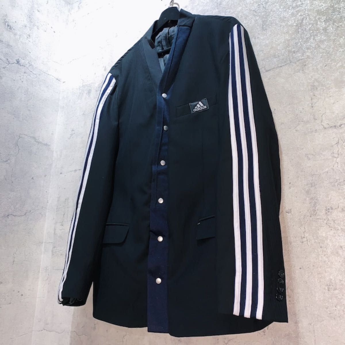 年末セール adidas リメイク セットアップ 常田大希着用|Yahoo 年末セール adidas リメイク セットアップ 常田大希着用|Yahoo