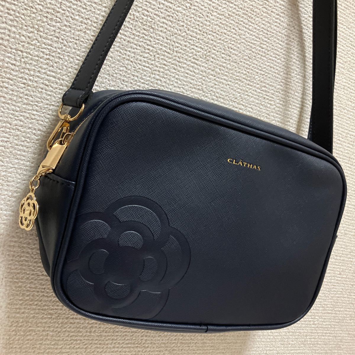 ムック本 ローソン限定 クレイサス CLATHAS ショルダーバッグ ムック本 ローソン限定 クレイサス CLATHAS ショルダーバッグ