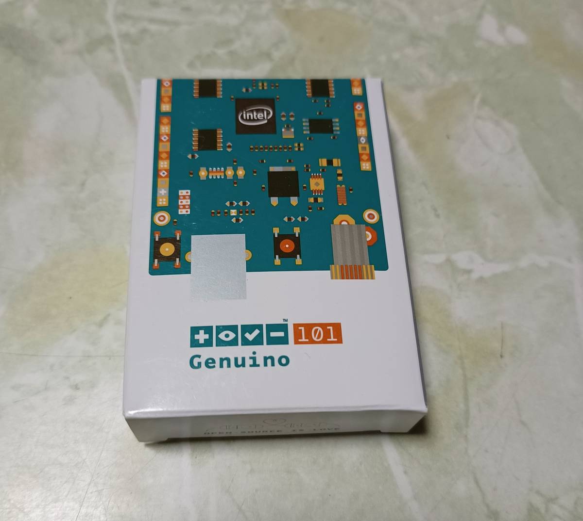 Genuino101　ほぼ新品　arduino マイコンボード_画像1