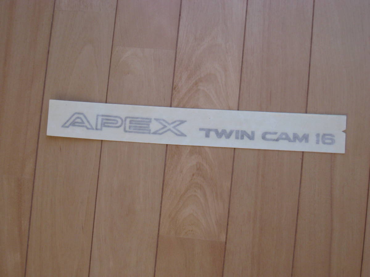 【新品】トヨタ純正 AE92 AE86 リアゲートステッカー APEX TWIN CAM16 ②_画像1