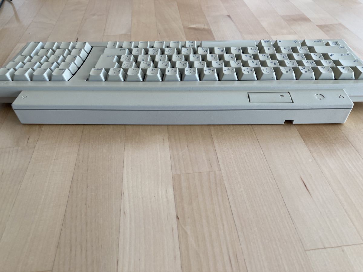 PC-20-217 ジャンク Old Mac用　ADB接続　Apple Keyboard II_画像8