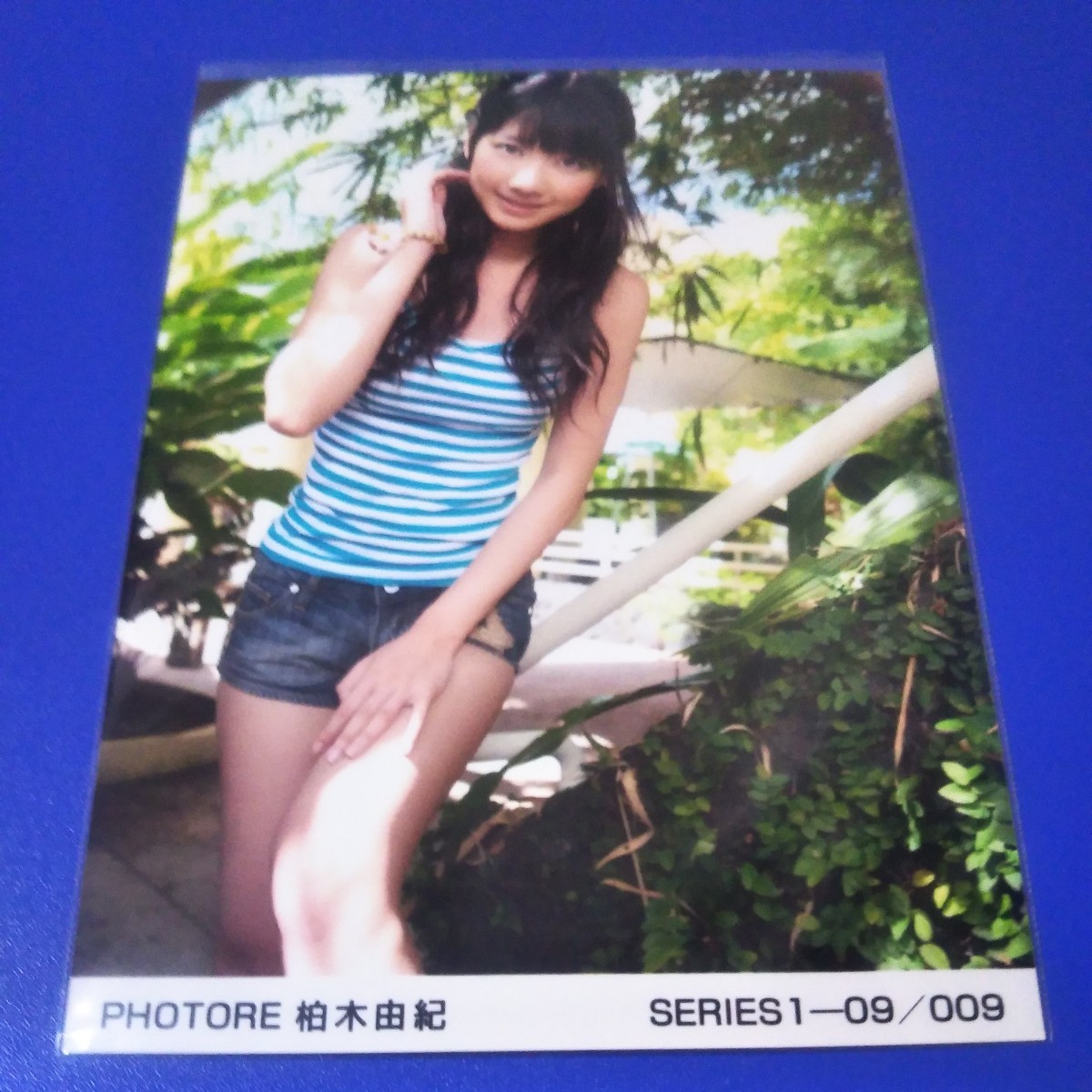 「送料無料」同梱可能　AKB48 柏木由紀PHOTORE 水着 009生写真 1スタ_画像1