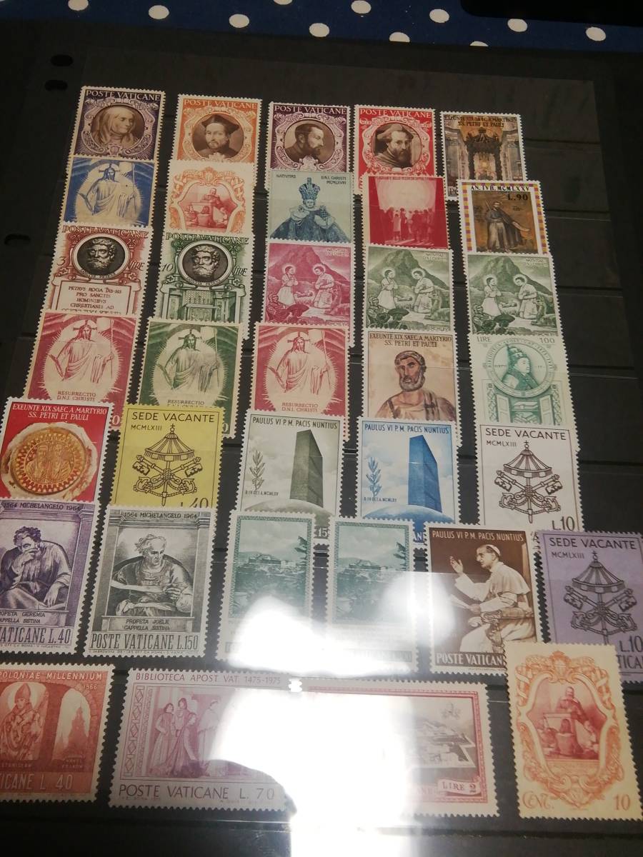 バチカン市国、1929／1970代始め 各種記念通常切手など未使用約162枚、状態：一部糊落ち、裏面難有りも含むが、殆ど良好_画像2