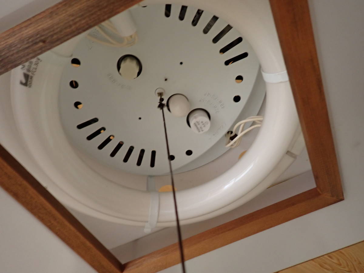 大 3灯 天井照明 蛍光灯照明器具 和風角型木製ペンダントライト 大 3灯 天井照明 蛍光灯照明器具 和風角型木製ペンダントライト