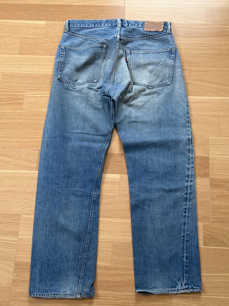 70s Levis リーバイス 501 66前期 66シングル デニムパンツ ジーンズ ボタン裏刻印6 W33L31.4(実寸)_画像2