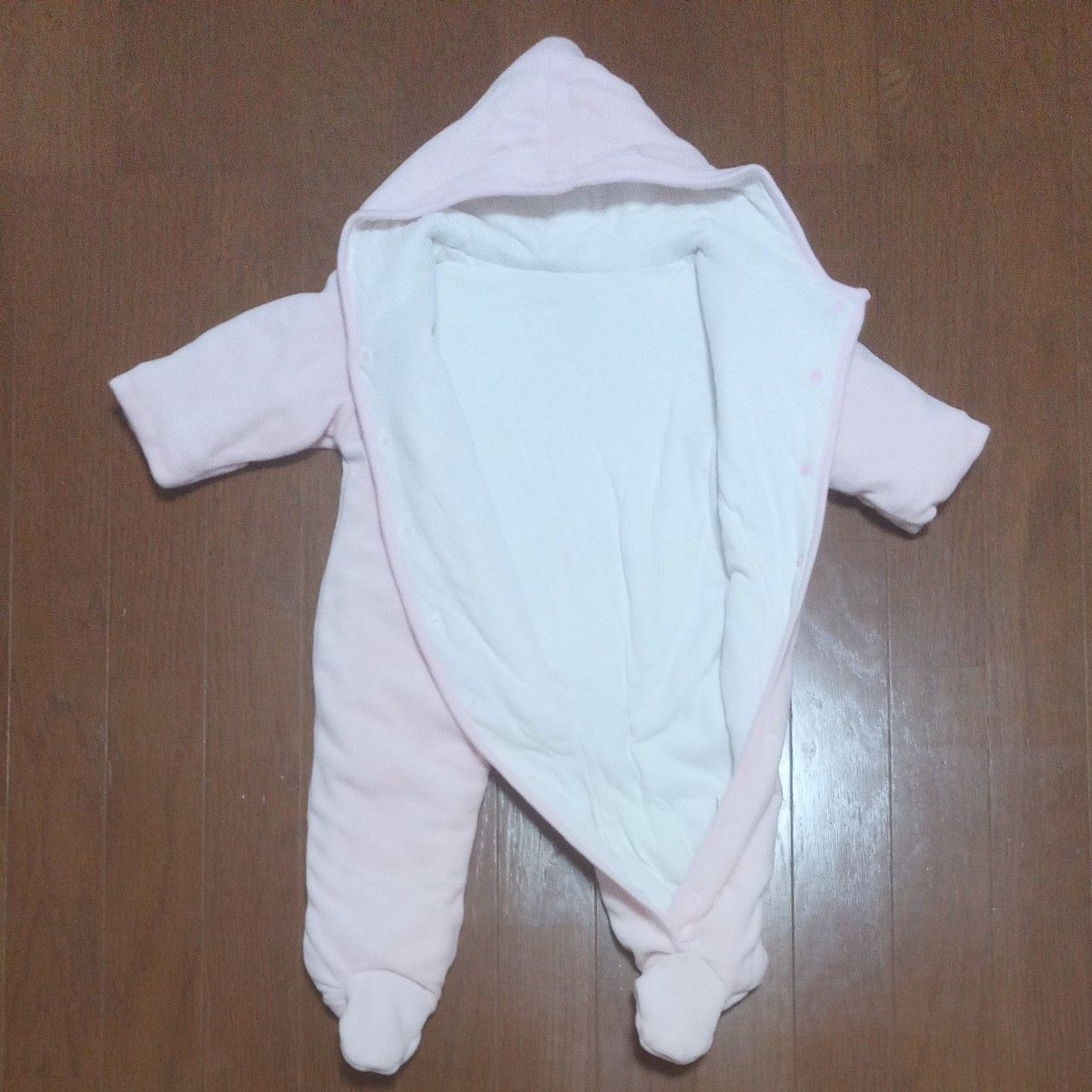 未使用　カバーオール　ジャンプスーツ　50cmから70cm ピンク　女の子　新生児　退院時　あったか素材 