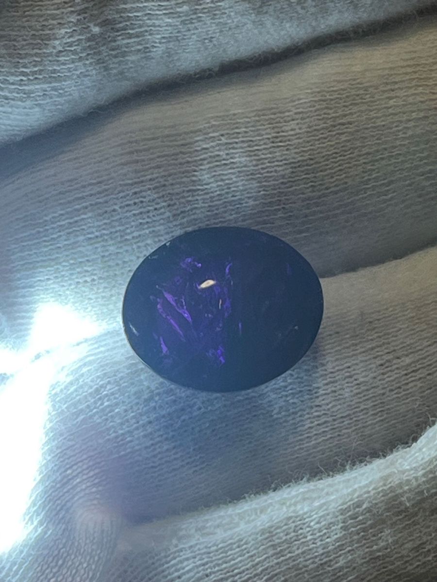 究極極上品..宝石..アメジスト..紫水晶..21.95ct..素晴らしい極上品です..山梨県甲府の一流職人が研磨しました..