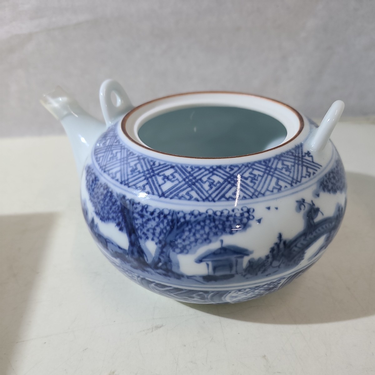 祥楽作　有田焼　茶器揃　古染山水 茶器セット　急須　湯呑５客　蓋付き　箱付き 番茶器 青 レトロ 急須 湯呑み_画像7