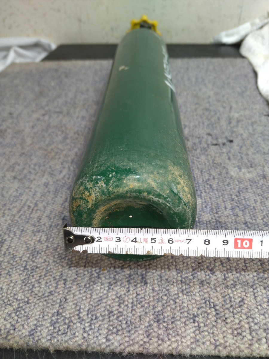 液化炭酸ガスボンベ 空ボンベ 全高49cm 直径7.5cm Cの画像4