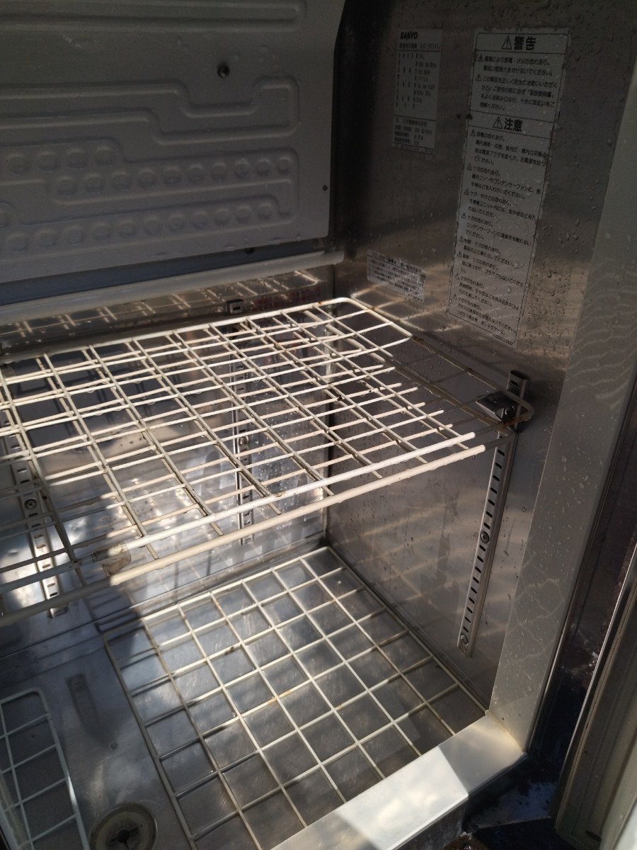 SANYO サンヨー 台下冷蔵庫 SUC-N1241J 厨房機器 W1200×D450×H800 100V 174L コールドテーブル 業務用冷蔵庫 愛知県豊橋市_画像9