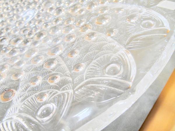 送料無料 ◆ ガラス工芸 ◆ Lalique ラリック クリスタル ◆ 飾り皿 魚文 直径352×高さ65ｍｍ 魚_画像3