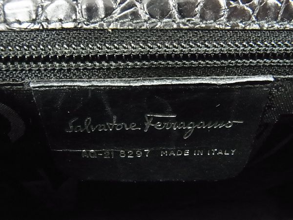 1円 ■美品■ Salvatore Ferragamo フェラガモ ガンチーニ クロコダイル型押しレザー 2WAY ハンドバッグ ショルダーブラック系 AR9818_画像6