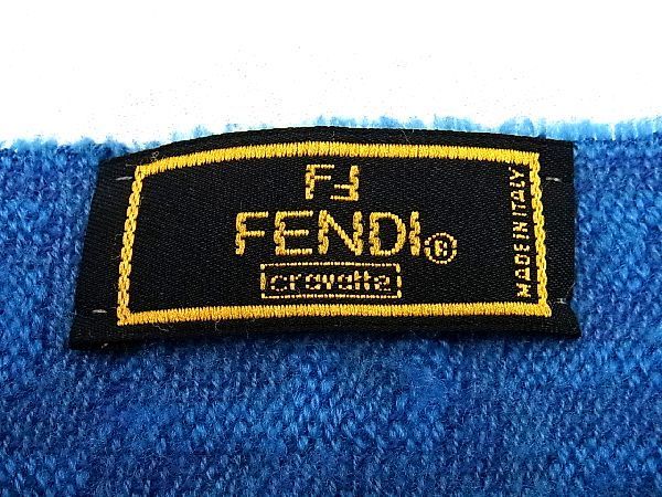 1円 ■美品■ FENDI フェンディ ズッカ柄 フリンジ マフラー ストール 防寒具 メンズ レディース ブルー系 AQ0410_画像4