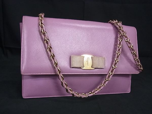 1円 Salvatore Ferragamo フェラガモ レザー ヴァラリボン チェーン レザー ショルダーバッグ ピンク系 AT2199_画像1