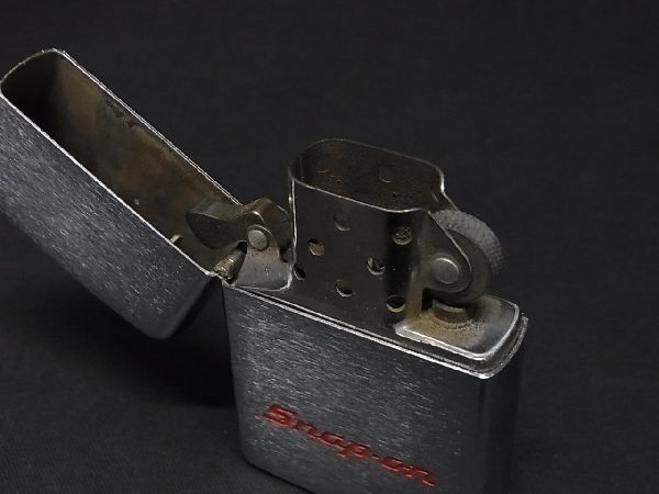 1円 ■美品■ ZIPPO ジッポー ヴィンテージ 1989年制 Snap-on 高級ライター オイルライター 喫煙グッズ メンズ シルバー系 CB1360_画像3