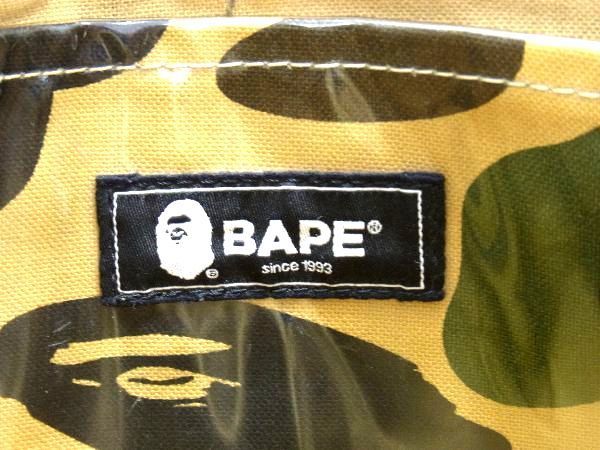 1円 A BATHING APE アベイシングエイプ PVC ショルダーバッグ クロスボディ 斜め掛け メンズ レディース ベージュ系×カーキ系 AV1549_画像6