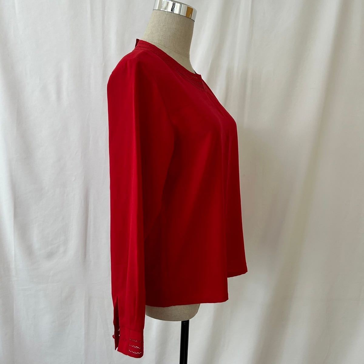 綺麗めブラウス　赤いブラウス　肩パッド　おしゃれシャツ　赤色　長袖プルオーバー カットソー トップス_画像3