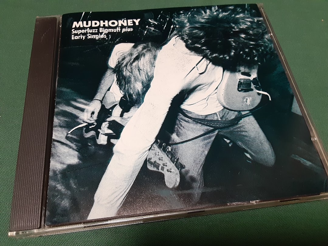 MUDHONEY　マッドハニー◆『Superfuzz Bigmuff Plus Early Singles』輸入盤CDユーズド品_画像1