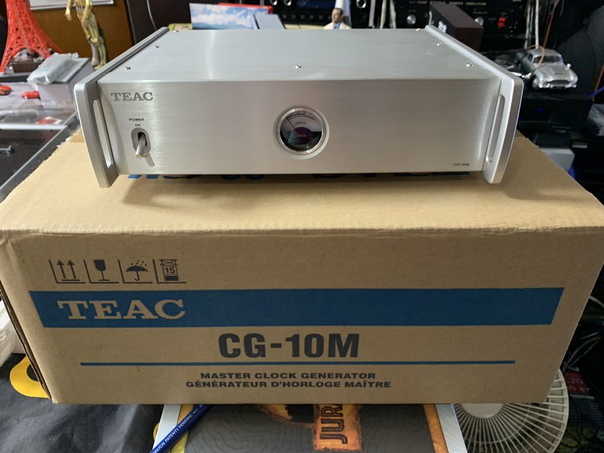 TEAC ティアック　CG-10M マスタークロックジェネレーター　高音質、美品、元箱、取説あり。但し、BNCは用意してください。_画像1
