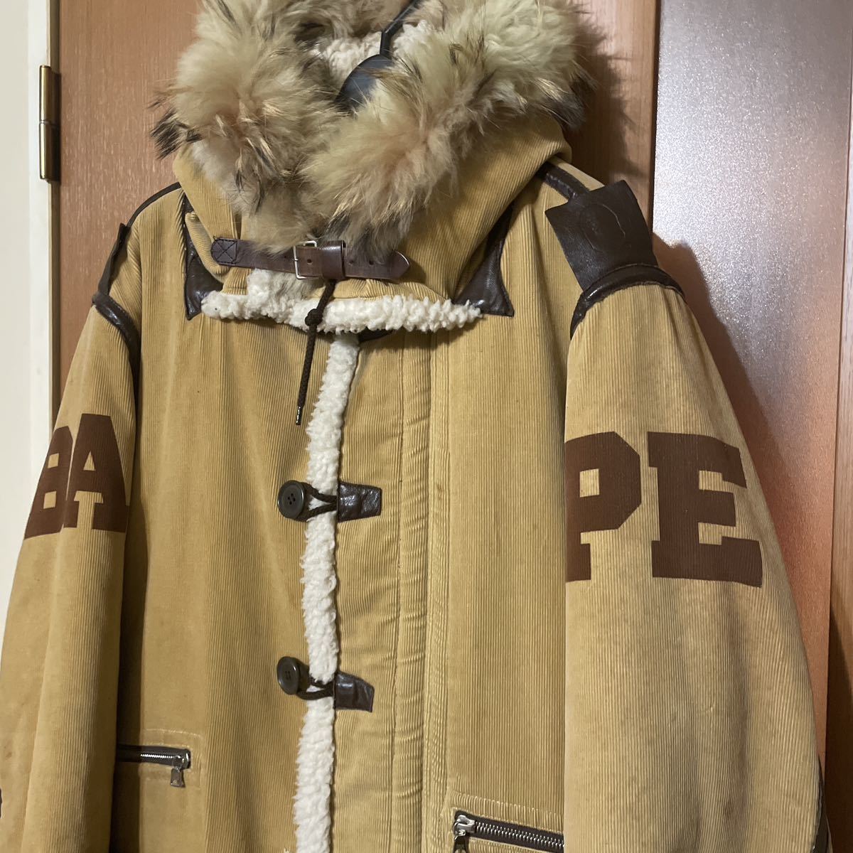 激レア アーカイブ『A BATHING APE 』初期B-7コーデュロイ 激レア アーカイブ『A BATHING APE 』初期B-7コーデュロイ