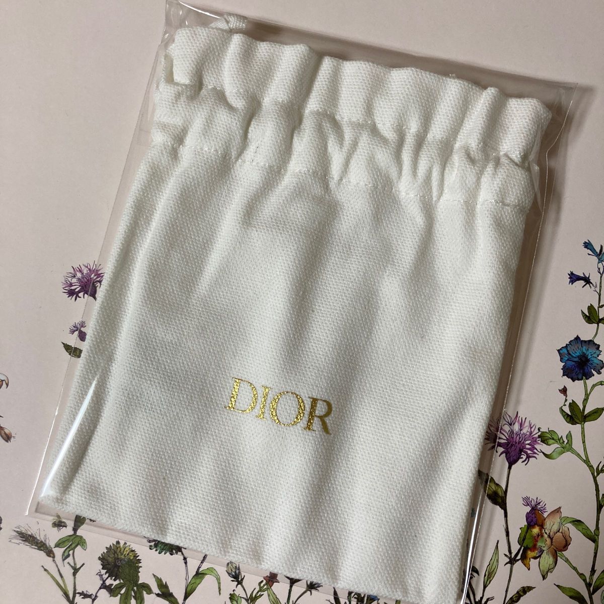 【新品】Dior/巾着袋ホワイト×ゴールドロゴ