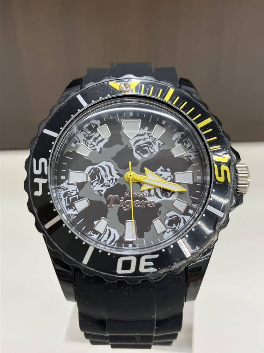 阪神タイガース 腕時計 2020年 ファンクラブ 限定品 ラバーベルト 非売品 メンズ腕時計 虎_画像1
