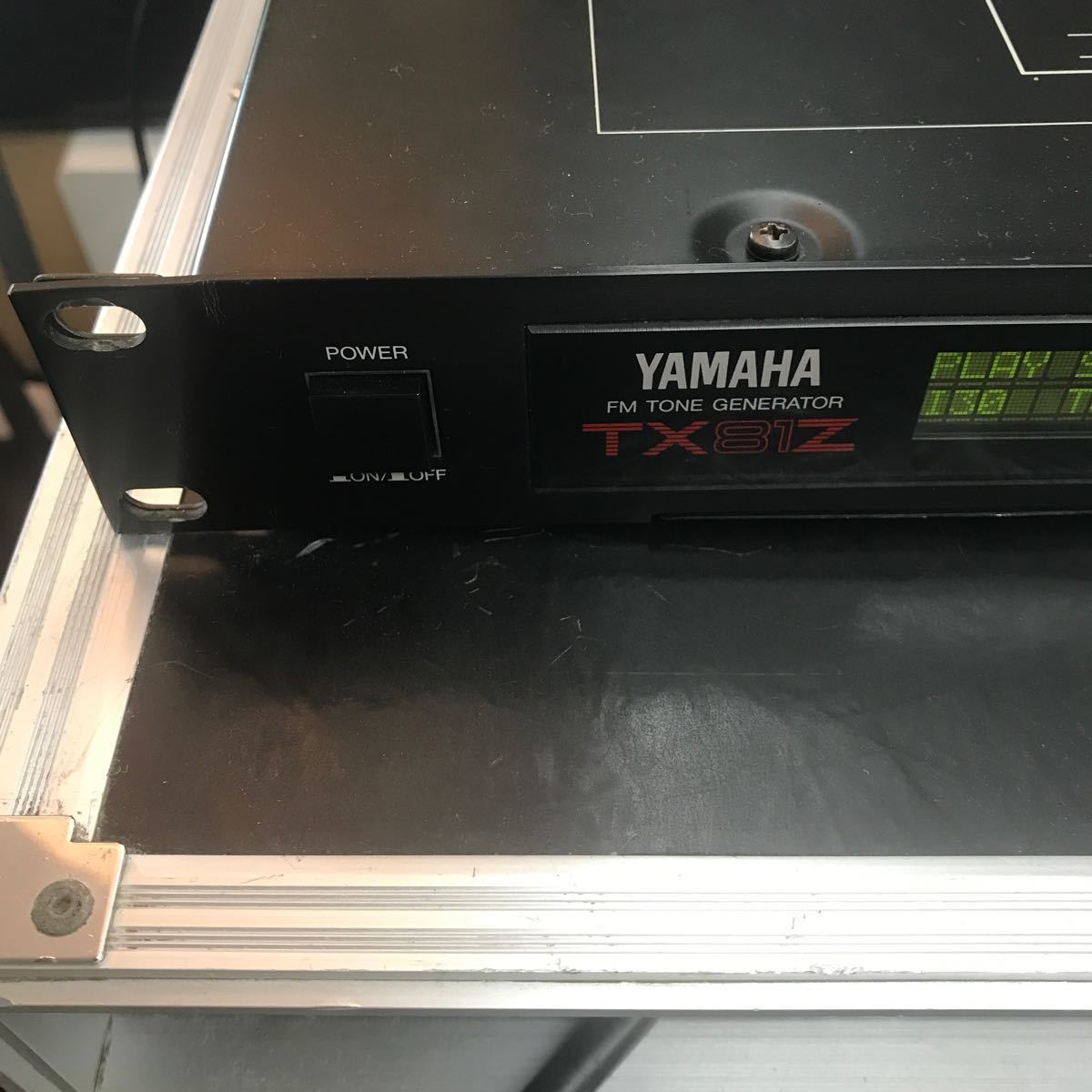 ヤマハ TX81Z 2台セット FM音源 簡易的な動作のみ確認 - DTM/DAW