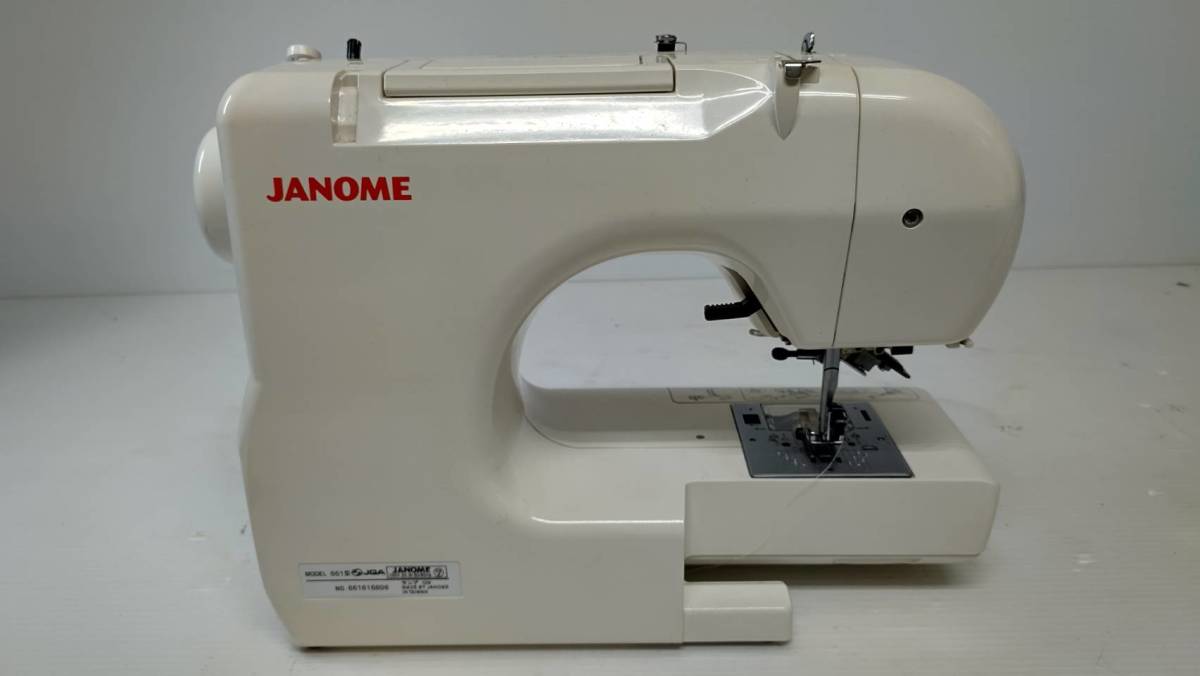 吉海312 １円オークション JANOME ジャノメ コンパクトミシン N-572 ロック機能内蔵 ホワイト ハンドクラフト 手工芸 動作確認済み_画像7